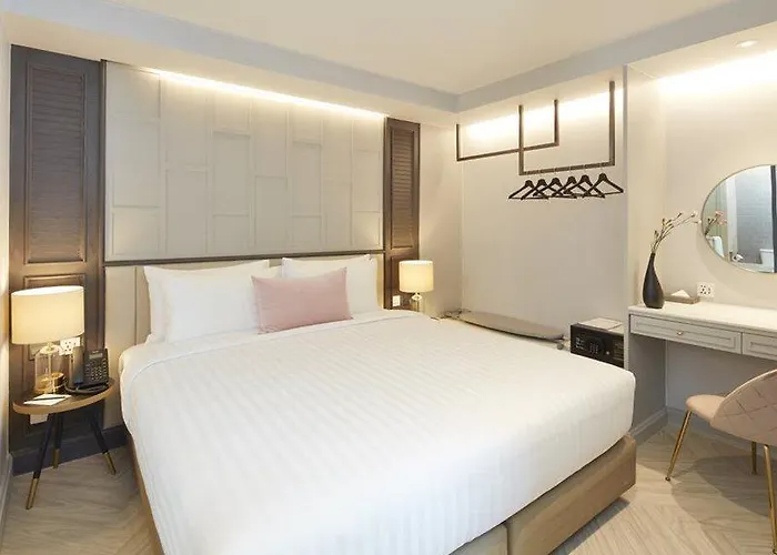 The Quarter Ploenchit By Uhg Hotel Bangkok