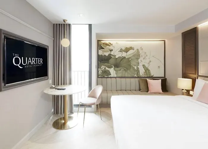 The Quarter Ploenchit By Uhg 4*