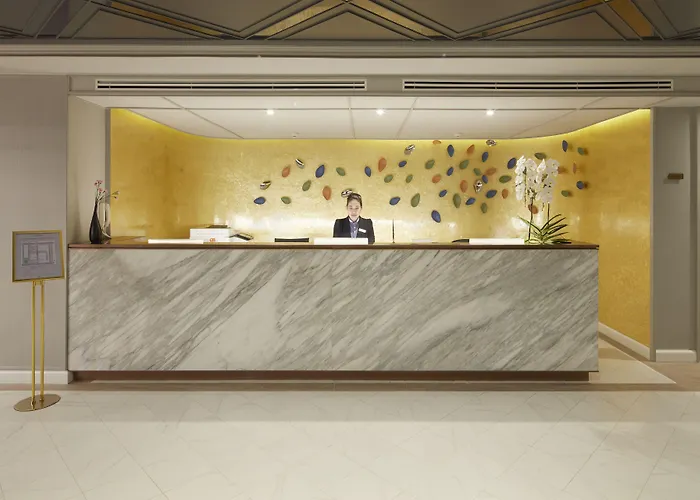 Hotel The Quarter Ploenchit By Uhg 4*