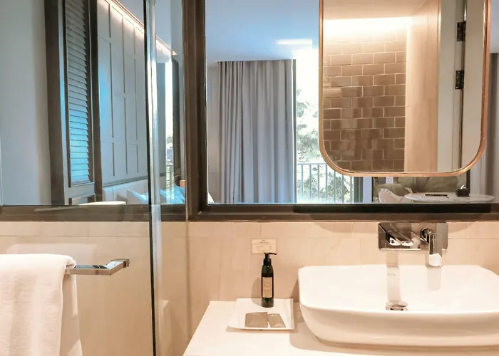 Hotel The Quarter Ploenchit By Uhg