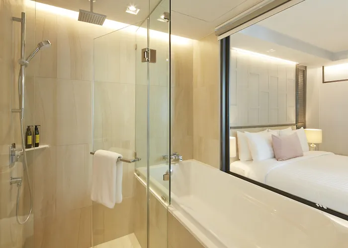 Hotel The Quarter Ploenchit By Uhg 4*