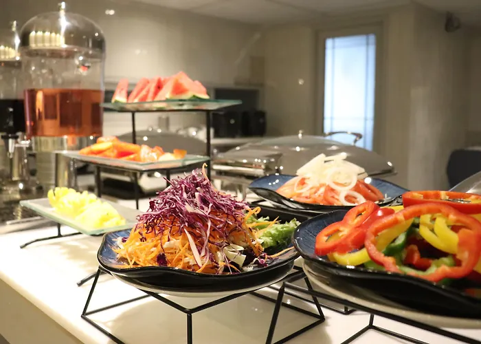 Hotel The Quarter Ploenchit By Uhg 4*
