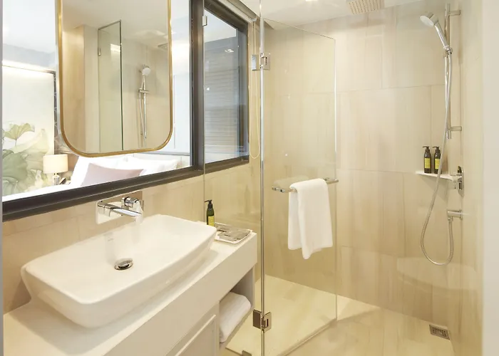 Hotel The Quarter Ploenchit By Uhg Bangkok