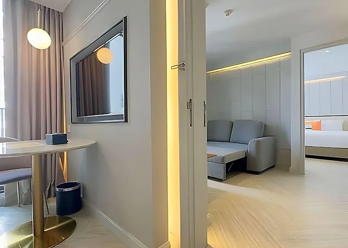 The Quarter Ploenchit By Uhg Hotel Banguecoque