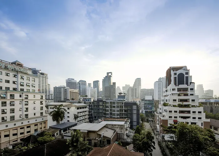 The Quarter Ploenchit By Uhg 4*