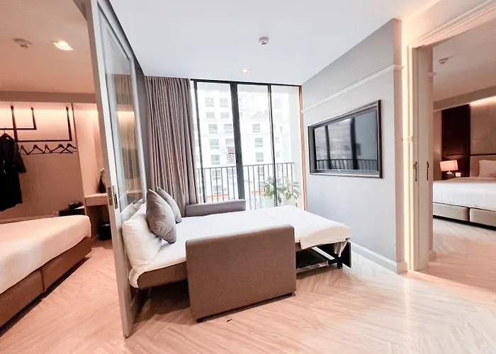 Hotel The Quarter Ploenchit By Uhg 4*